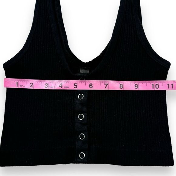 UO Out From Under Drew Seamless Snap-Front Bra Top XS/S  Small Black Ribbed Knit - Picture 9 of 12